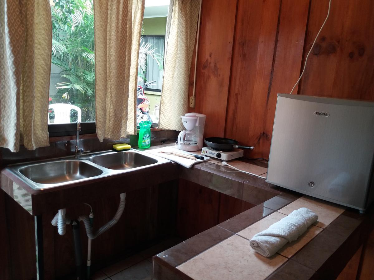 شقة San Antonio De Belen  في Laurel House المظهر الخارجي الصورة