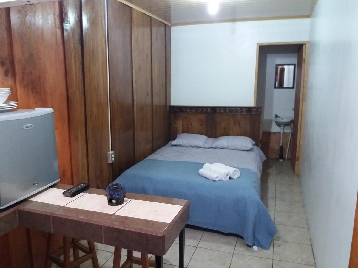 شقة San Antonio De Belen  في Laurel House المظهر الخارجي الصورة